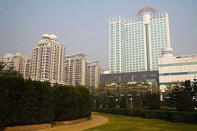 《沙丘：觉醒》开启“金色通道”，同时在线玩家数量超18.9万